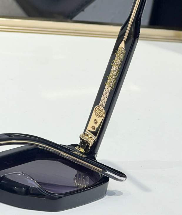 Picture of Kuboraum Sunglasses _SKUfw70683242fw